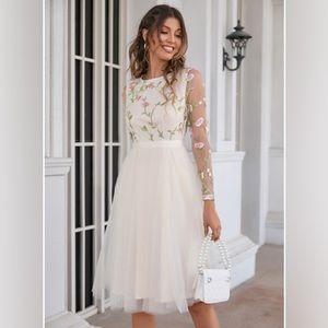 Dress. Off white. JJ’s House Special Occasions. Brand new